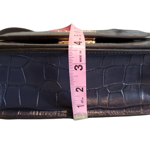NEW Coach Brynn Navy Blue Croc Embossed Leather Flap Adjustable Shoulder Bag NWT - Picture 7 of 15